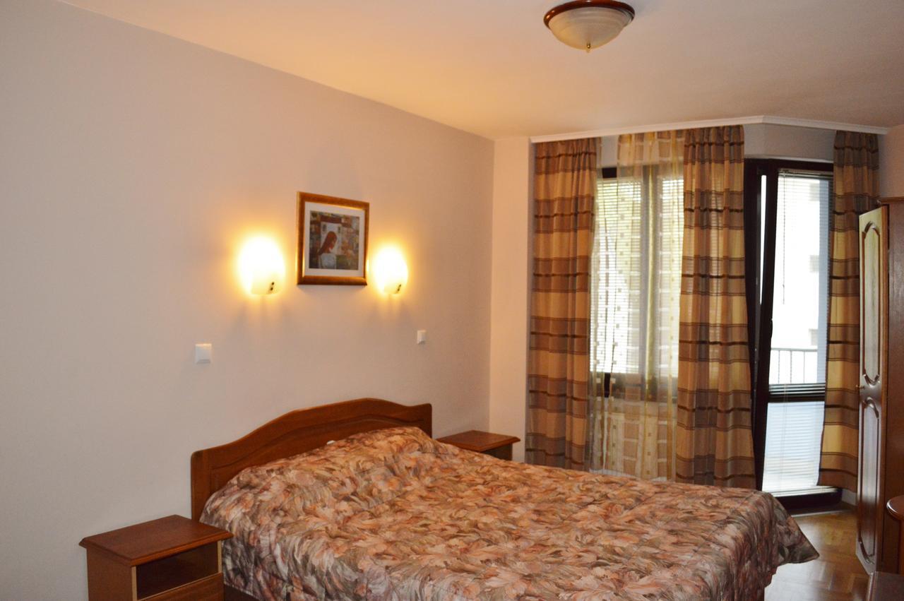 Hotel Drama Burgas Stad Buitenkant foto